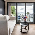 Luxury Watervilla Near Amsterdam And Schiphol Ferienhaus *