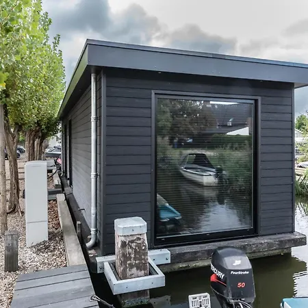 Casa de Férias Luxury Watervilla Near Amsterdam And Schiphol Aalsmeer
