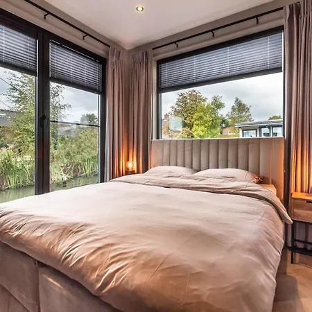 Luxury Watervilla Near Amsterdam And Schiphol אלסמיר
